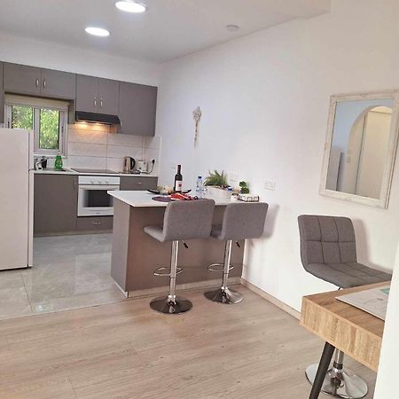 Charming Holiday Retreat Kato Paphos Apt 400M To The Beach Exterior photo