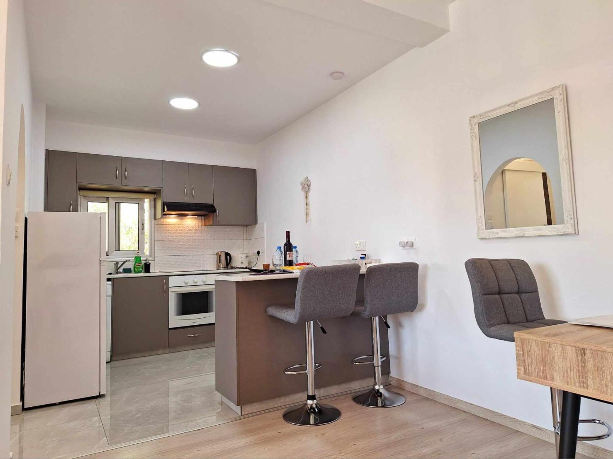 Charming Holiday Retreat Kato Paphos Apt 400M To The Beach Exterior photo